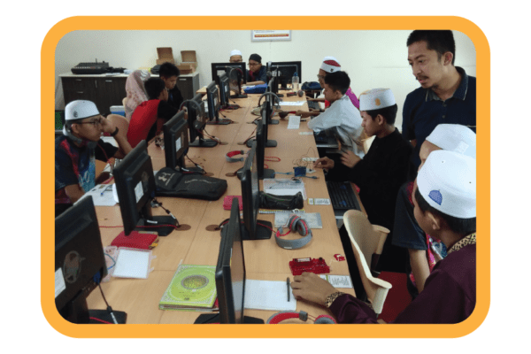 Full fledge engineering exposure embedded STEM Robotic education programme delivered by experienced Engineers